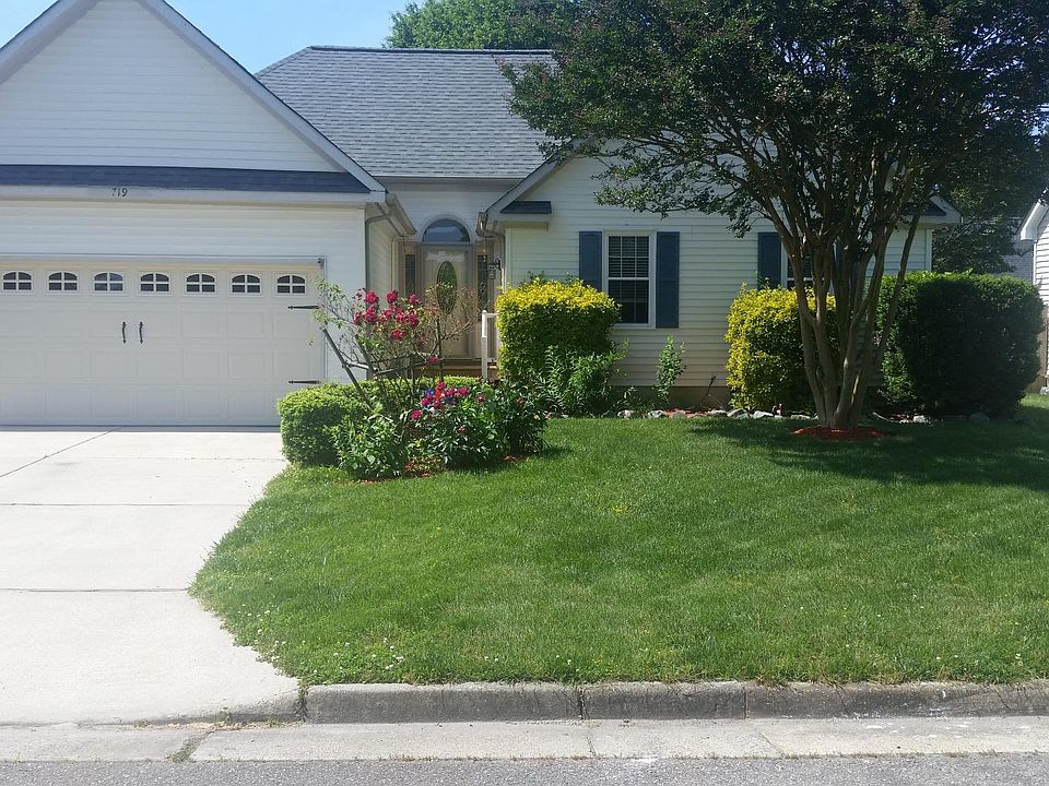 1st image of 719 Fawn Lake Dr
