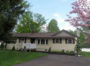 162 Cedar Dr, New Britain, PA 18901