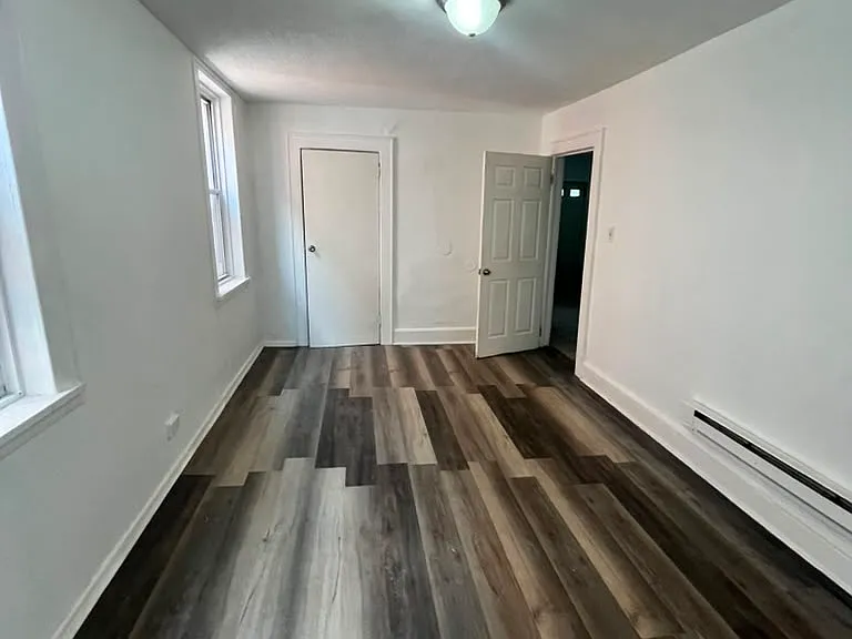 106 S Essex Ave #3E — Photo 5