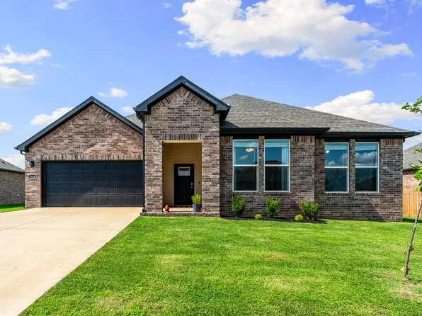 2324 Riggins Ave, Pea Ridge, AR 72751