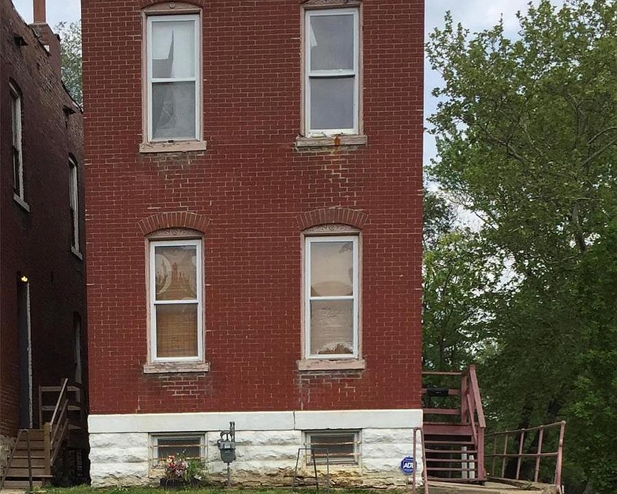 1st image of 3301-3303 Chippewa St