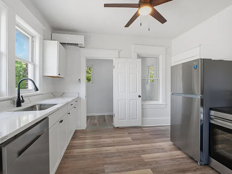 1115 Grayson Ave NW — Photo 13