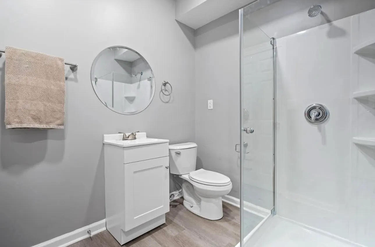 3 bed, 2512 sqft, $2,000 — Photo 3