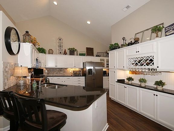2nd image of 17154 Huntley Pl