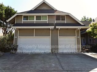 21 Meadowbrook Ct, Cotati, CA 94931