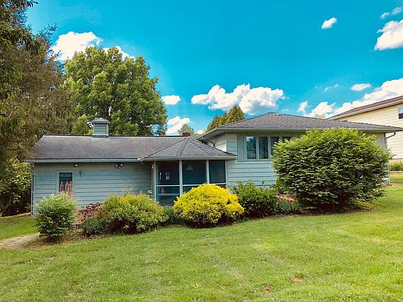 3rd image of 680 Mellwood Dr