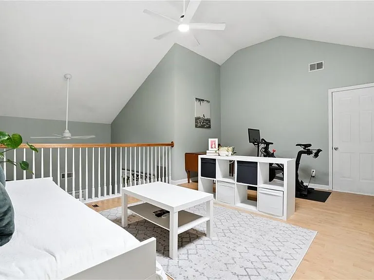 430 Feyston Ct — Photo 19