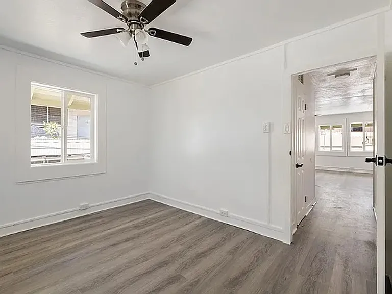 718 Kamuela Ave — Photo 10