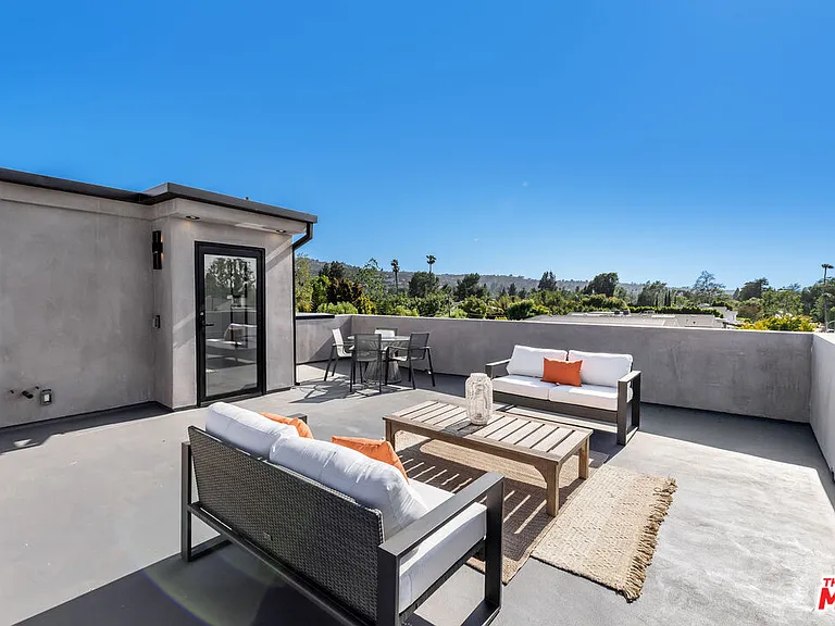 4326 Serene Pl #4 — Photo 3