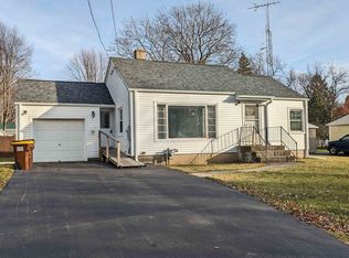 109 N Hannah Ave, Mount Morris, IL 61054