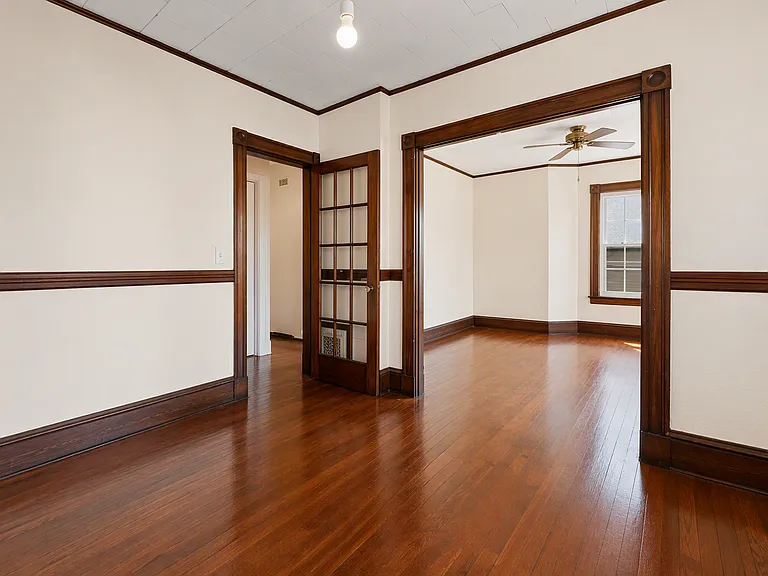 35 Eustis St #2 — Photo 4
