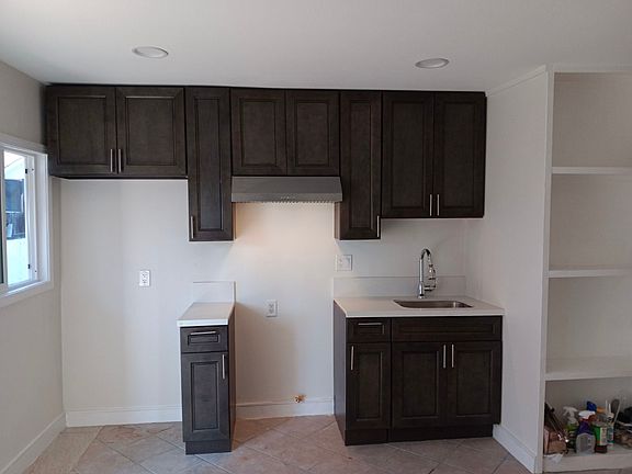 5th image of 1321 1/2 S Main St #0