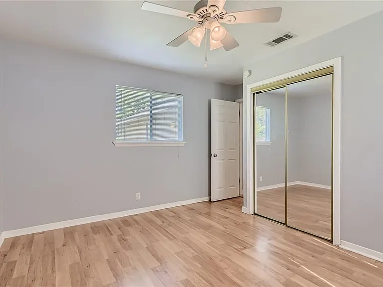 6803 Esther Dr — Photo 9
