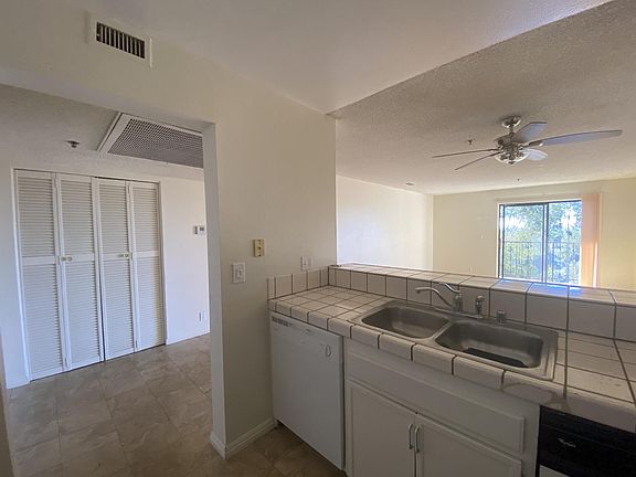 4th image of 3980 Faircross Pl