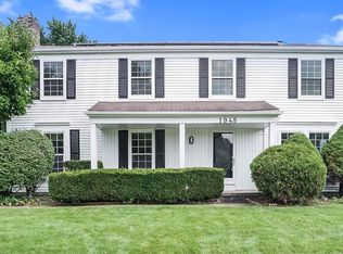 1948 Freemont Dr, Troy, MI 48098