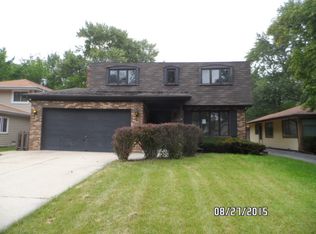 2910 Lexington Dr, Hazel Crest, IL 60429