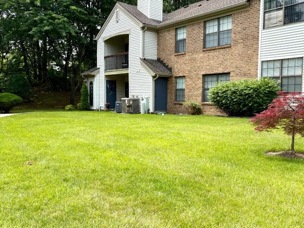 2102 Bayhead Dr, Parlin, NJ 08859