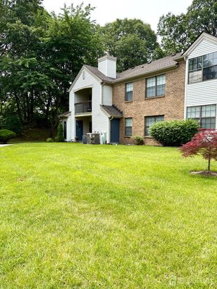 2102 Bayhead Dr, Parlin, NJ 08859