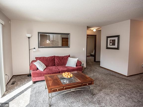 Enjoy a relaxing afternoon with a open view to the east.