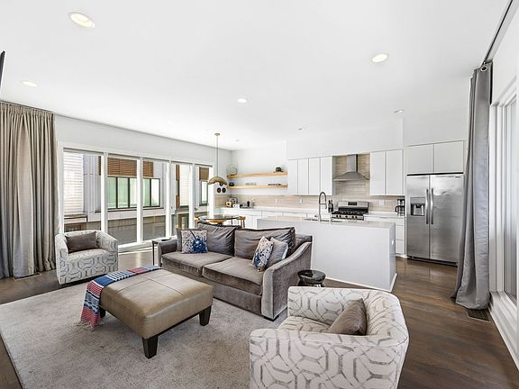 5th image of 227 Oceola Ave APT 1