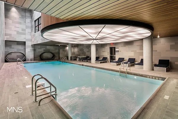 Rented by MNS Marketing | media 17