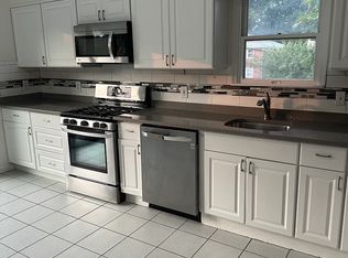 396 Palmer Rd #2, Yonkers, NY 10701