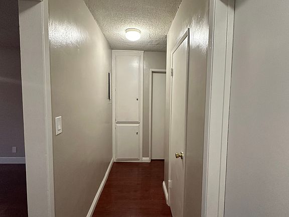 5th image of 15040 Parthenia St #36