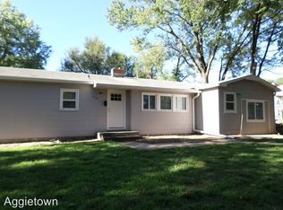 2009 College View Rd, Manhattan, KS 66502