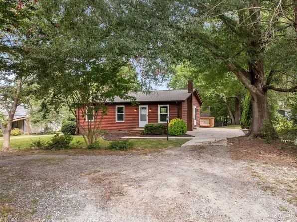 4603 McConnell Rd, Mc Leansville, NC 27301