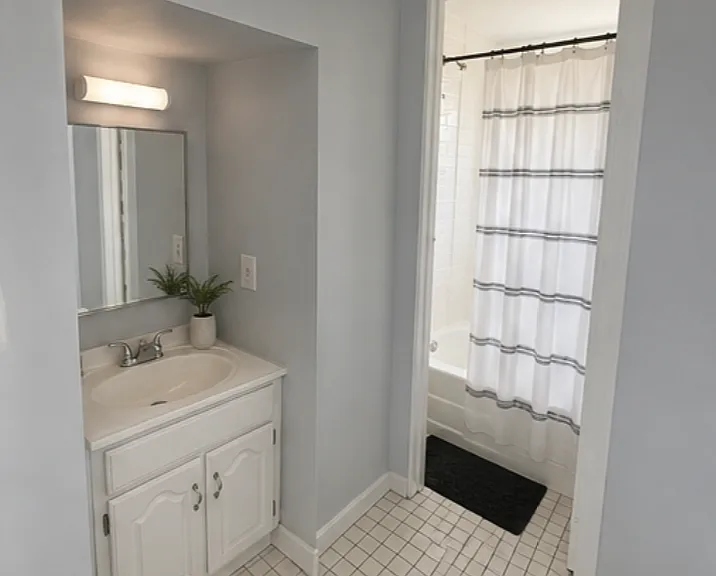401 Waterman Ave #1 — Photo 4