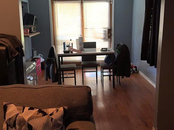 4th image of 3407 Fulton St