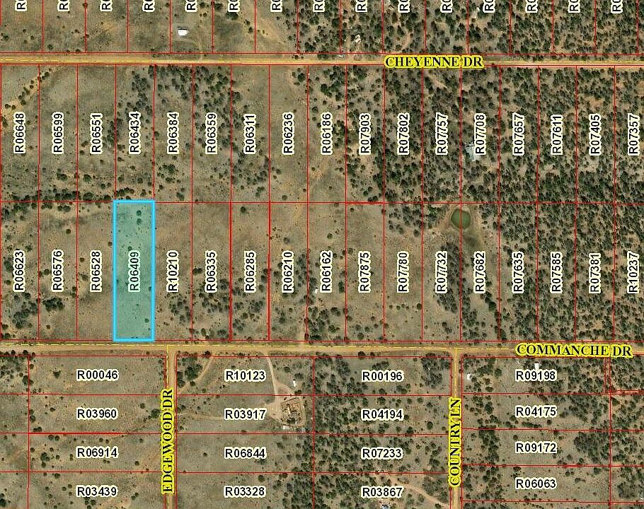 1st image of 384 Commanche Dr
