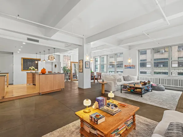 335 West 38th Street image 1 of 21