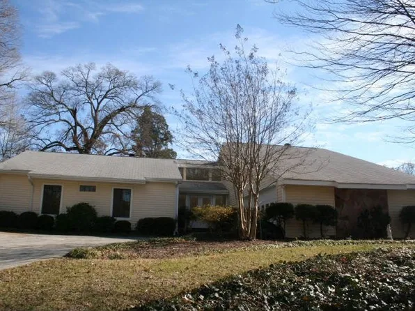 4492 Kings Way NE, Marietta, GA 30067