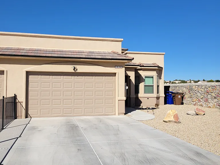 1313 Mission Nuevo Dr — Photo 1