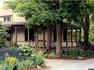 11 Brackett Ln, Saratoga Springs, NY 12866
