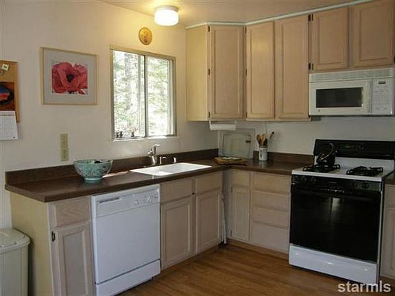 5th image of 655 Zuni St