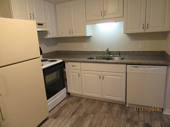 5th image of 8028 Stark Ave