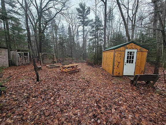3rd image of 1787 County Road 492