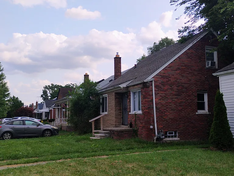 7447 Braile Ave — Photo 15