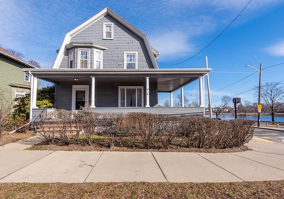 474 Broadway Lynn Ma 01904 Mls 72776571 Zillow