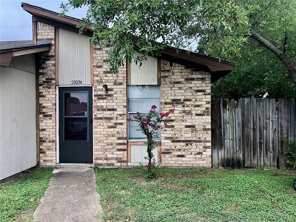 1st image of 2703 Sprucewood St #B
