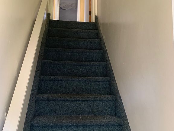 2nd image of 6 Tremont Ave Floor 2