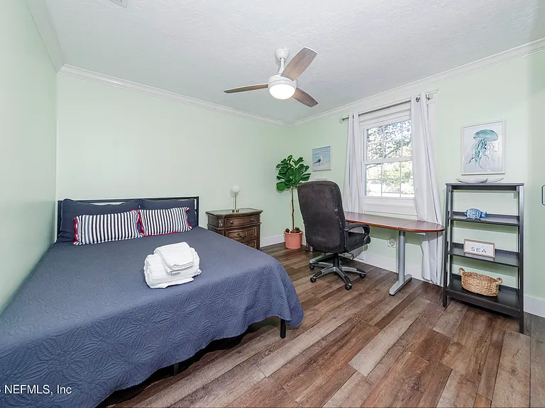 506 Cali Dr — Photo 29