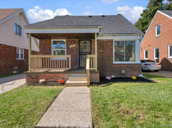 8135 Marlowe St, Detroit, MI 48228