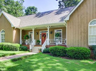 1160 Vineyard Dr SE, Conyers, GA 30013