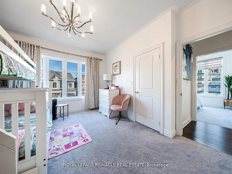 1504 Yellow Rose Cir #UPPER — Photo 36