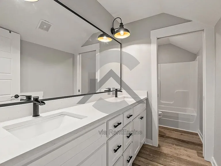 1725 Rohan Cir — Photo 19