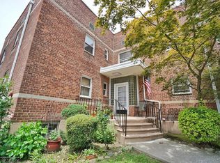 565 Castleton Ave APT 2C, Staten Island, NY 10301