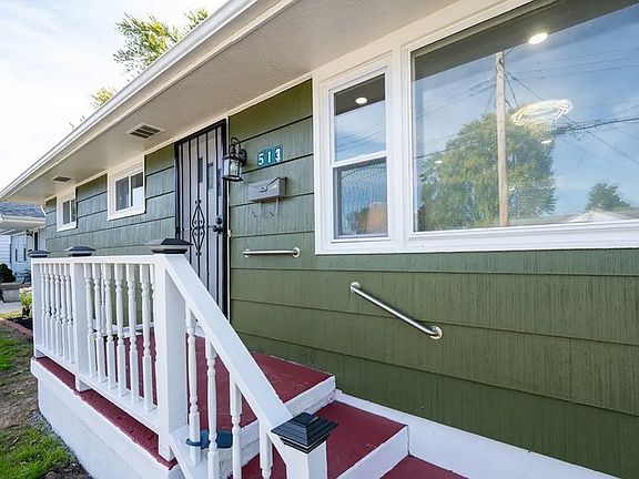 3rd image of 513 Euclid Ave